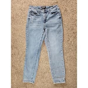 Judy Blue Los Angeles Slim Fit 7/28 Jeans